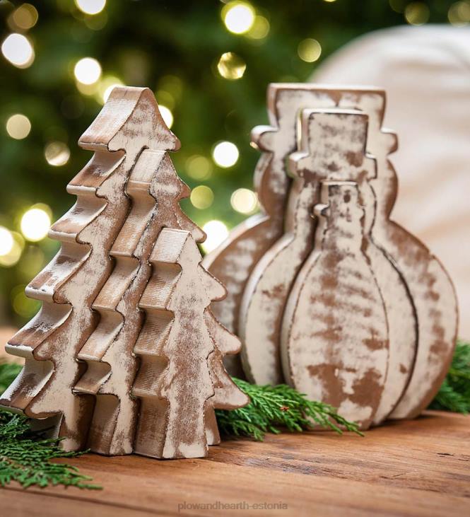 hooajalised ja kingitused 820L2230 pesastatud puidust pühadefiguurid, komplektis 3 Plow & Hearth