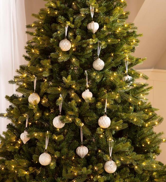 hooajalised ja kingitused 820L2243 ülisuured klaasist kuuseehted, komplektis 12 tk - punane/roheline/kuldne Plow & Hearth