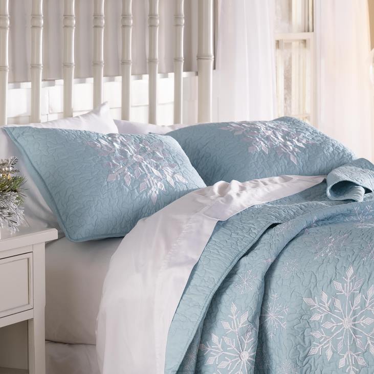 hooajalised ja kingitused 820L2246 langevate lumehelveste puuvillane tekikomplekt Plow & Hearth