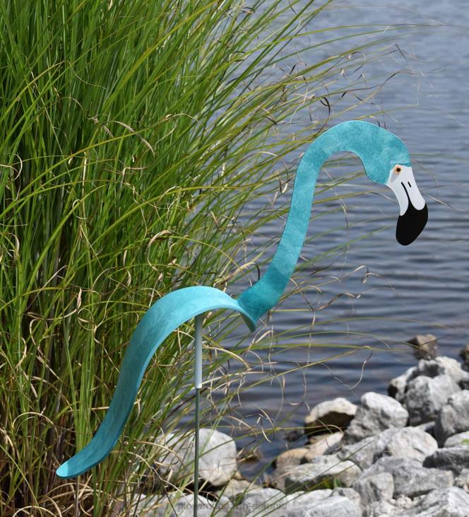 hoov & aed 820L150 tantsiv flamingoskulptuur Plow & Hearth