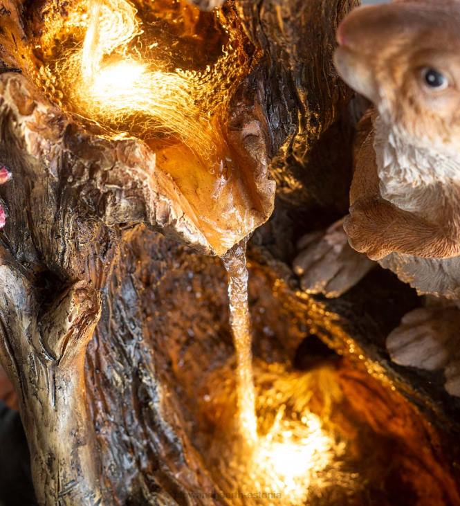 hoov & aed 820L398 valgustatud elektriline metsajäneste purskkaev Plow & Hearth