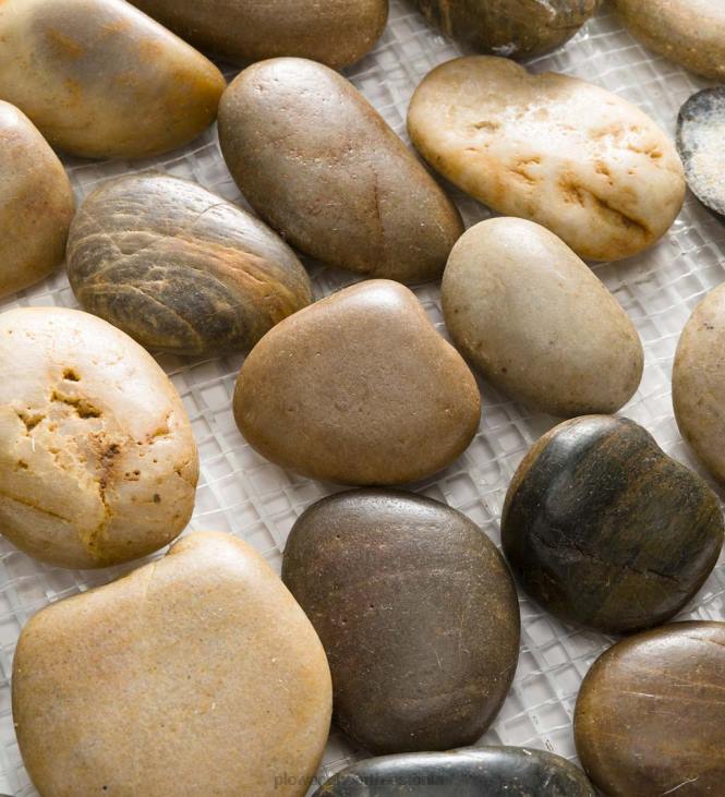 hoov & aed 820L688 looduslikud jõekivist astmekivid painduva pvc-alusega, komplektis 3 Plow & Hearth