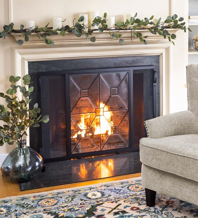 kamin 820L2823 Manhattani karastatud klaasist lamekaitse tuleekraan Plow & Hearth