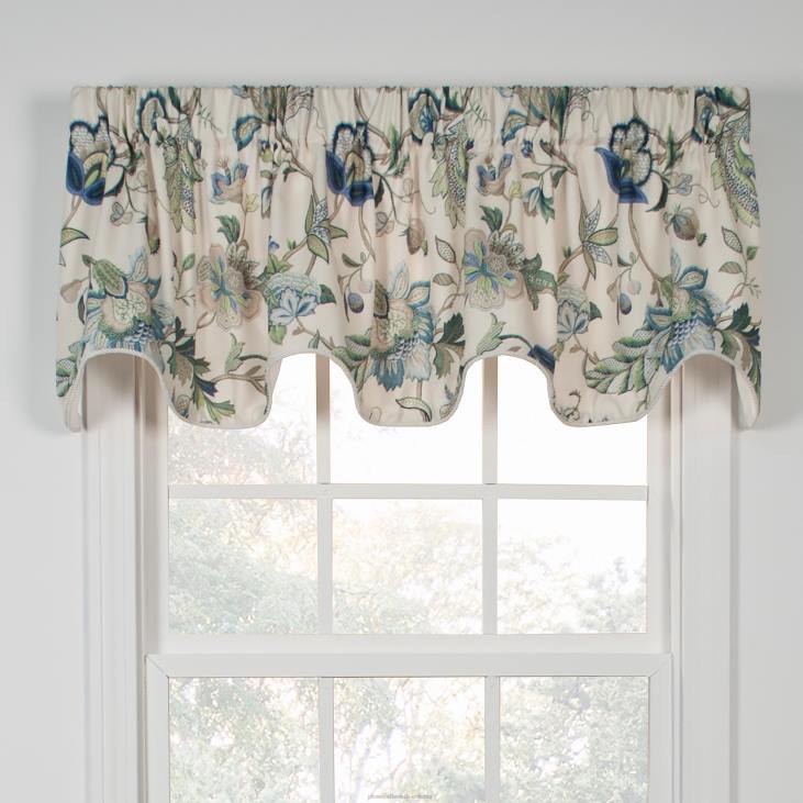 majatarbed 820L2619 brissac jacobean lilleprindiga aknakatted Plow & Hearth