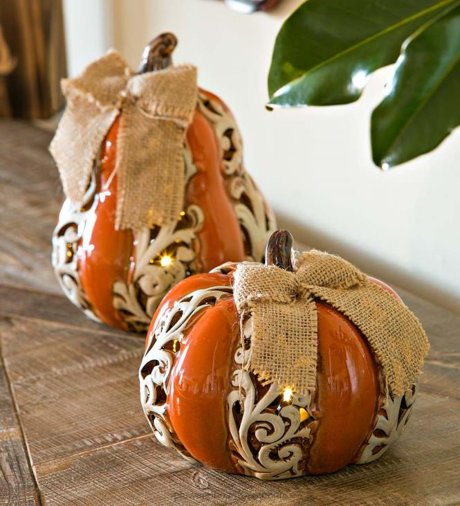 majatarbed 820L2358 valgustatud kerimiskeraamilised kõrvitsad, komplektis 2 Plow & Hearth