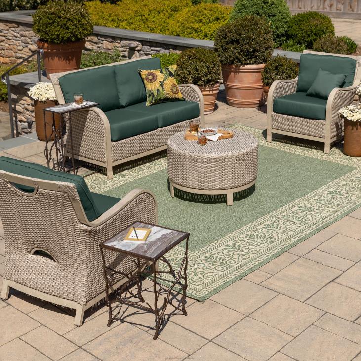 majatarbed 820L1245 toas/välis must päevalillest polüpropüleenist padi - must Plow & Hearth