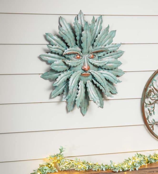 majatarbed 820L1544 roheline mees ahastuses metallist seinakunst Plow & Hearth