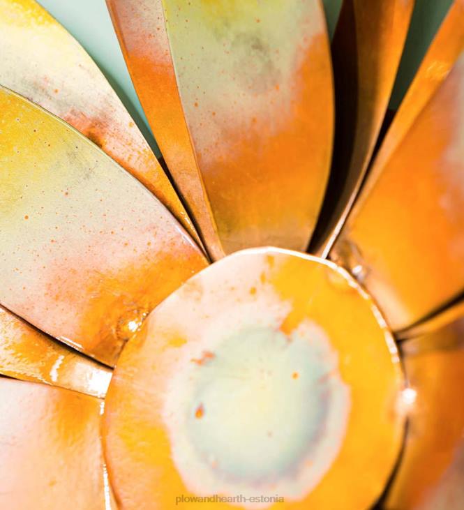 majatarbed 820L1641 vasest lilleline välisseina kaunistus Plow & Hearth