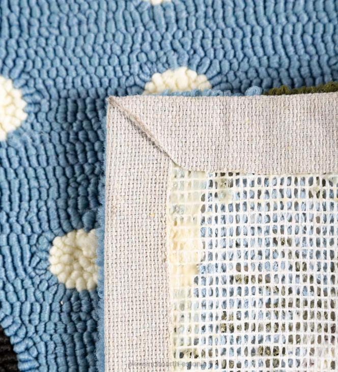 majatarbed 820L1278 sise-/väljas lumememme ja linnumaja konksuga polüpropüleenist aktsentvaip Plow & Hearth