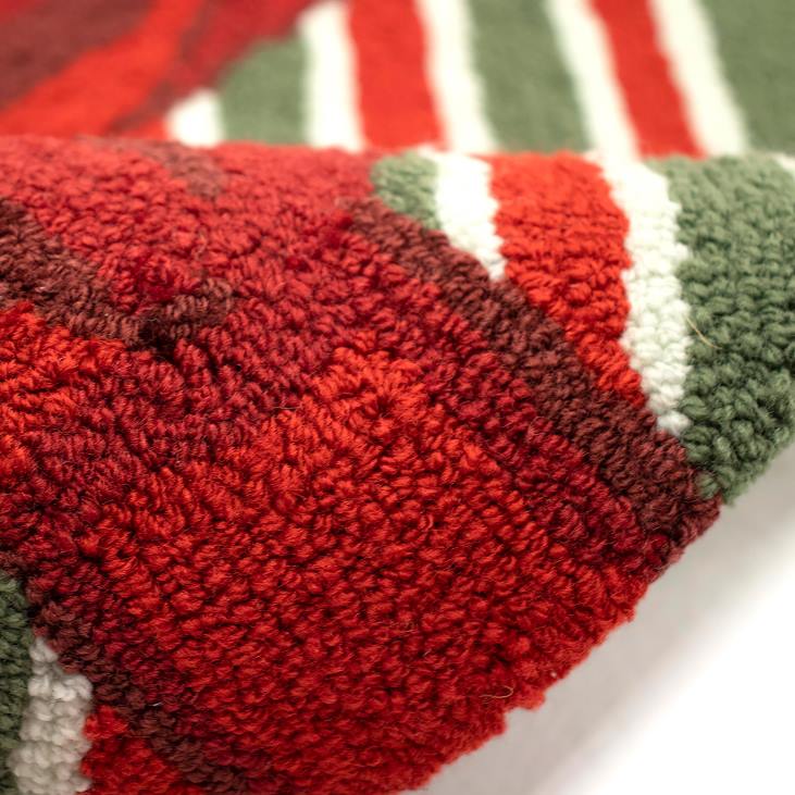 majatarbed 820L1334 sise-/väljas käsitsi haagitud jõulukingi aktsendivaip Plow & Hearth