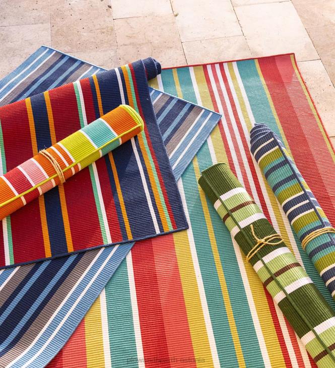 majatarbed 820L1400 sise-/väljas dorset triibuga tekstureeritud polüestervaip Plow & Hearth