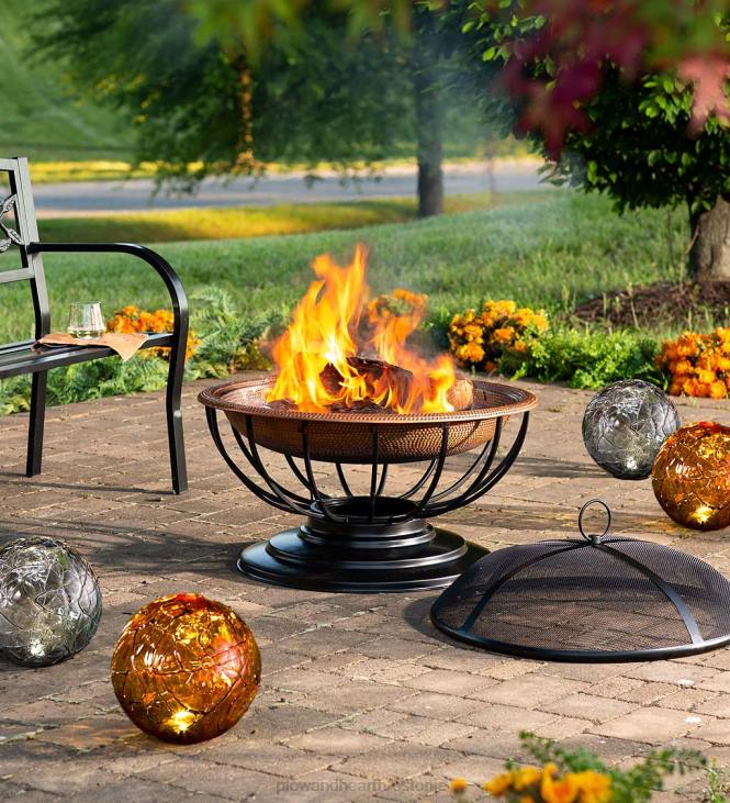 majatarbed 820L1592 vasardatud vasest lõkkeauk koos kaanega muundub lauaks Plow & Hearth