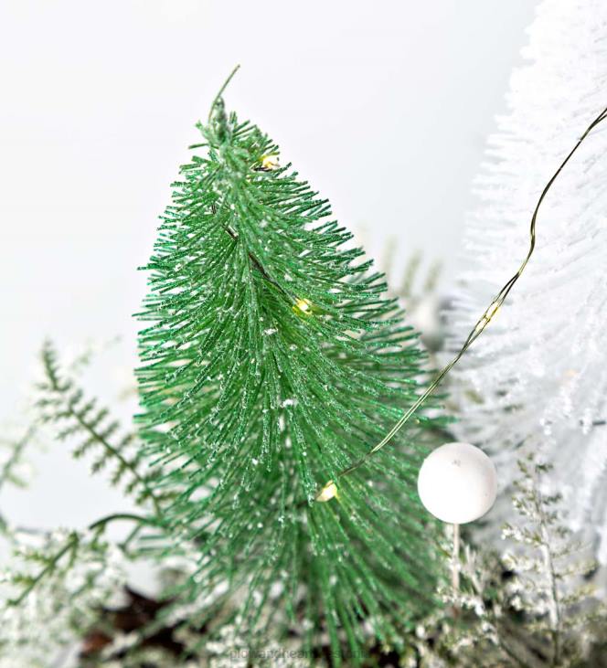 majatarbed 820L1706 valgustatud puhkusekeskus pudeliharjapuudega Plow & Hearth