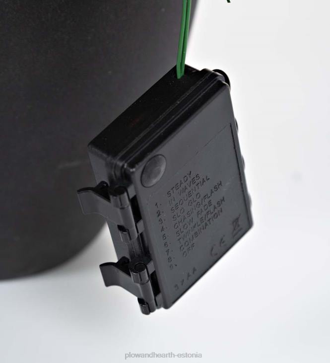 majatarbed 820L1711 puhkuseveranda-karbis valgustatud montfairi männist kaunistuskomplekt Plow & Hearth