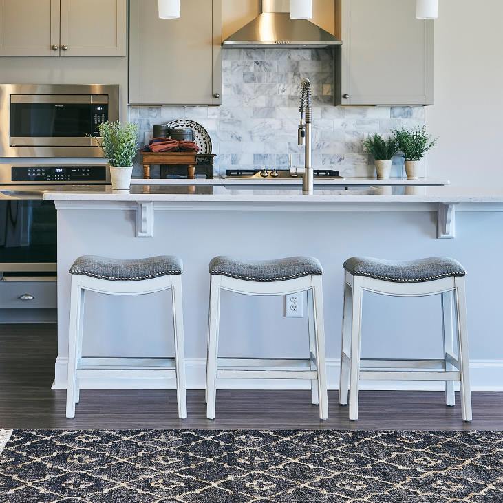 mööbel 820L2055 clara kõrge sadula istme baaritool - valge Plow & Hearth